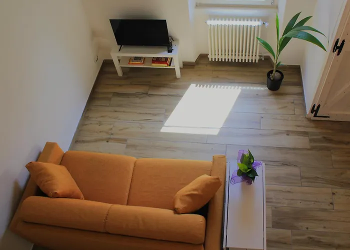 Epirhome, Tra Colosseo E Porta Santa Roma